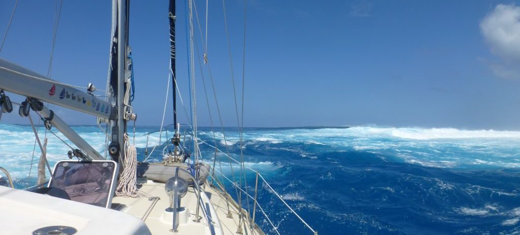 Sailing Cook Islands